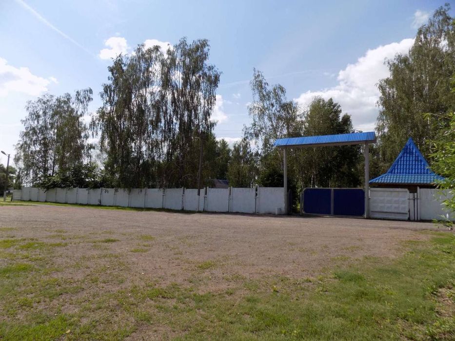 Продам комерційний комплекс в смт. Чоповичі, Коростенський р-н.