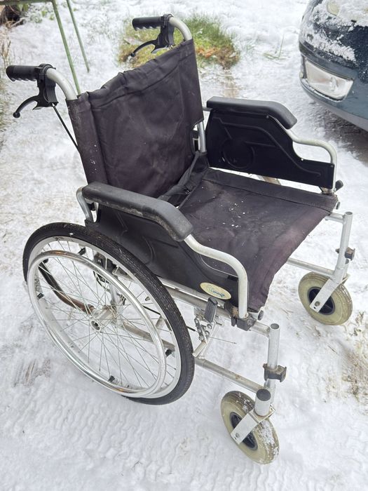 Wozek inwalidzki