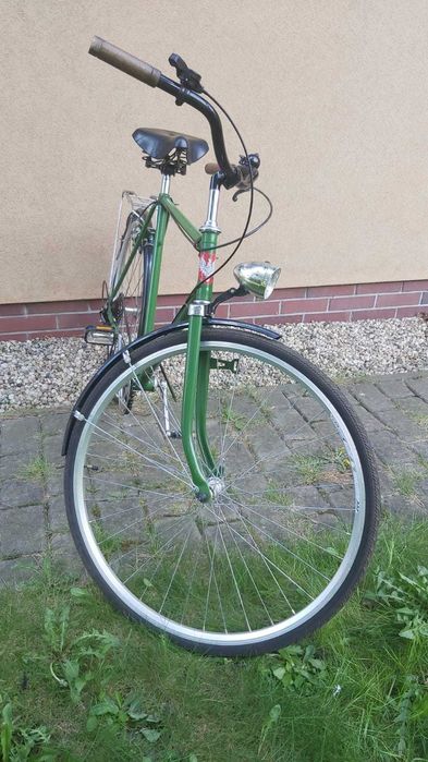 Piękny rower retro - odnowiony miejski klasyk
