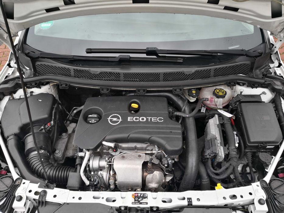 Opel Astra K 1,0 B 105 KM, Niski przebieg, Nowy rozrząd