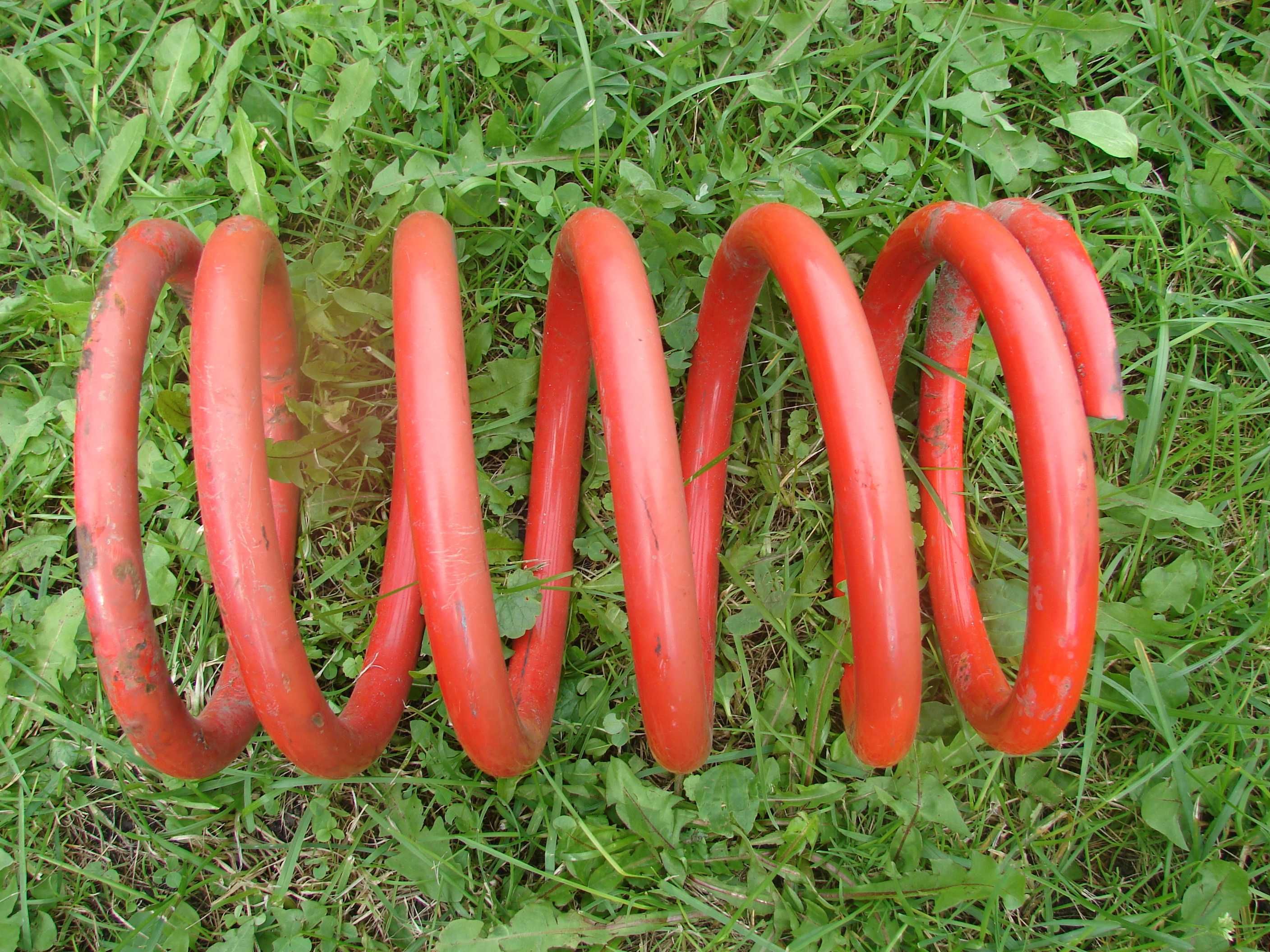 Duża sprężyna wysokość 30cm średnica 20cm