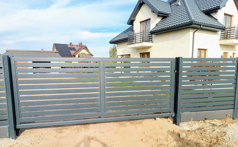 Ogrodzenia panelowe palisadowe grzebieniowe brama furtka montaż