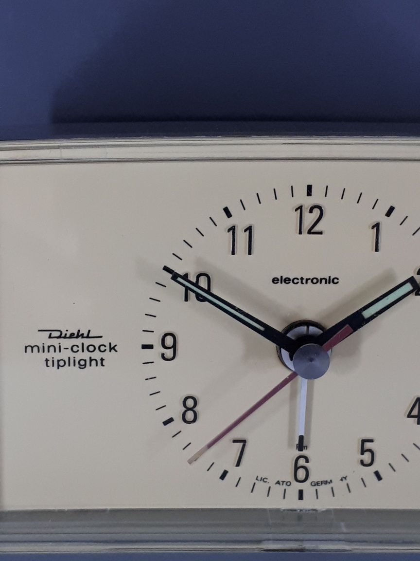 Diehl mini clock niemiecki budzik