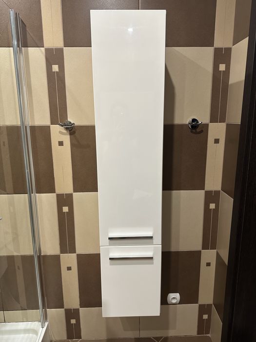 Szafka łazienkowa biała w połysku