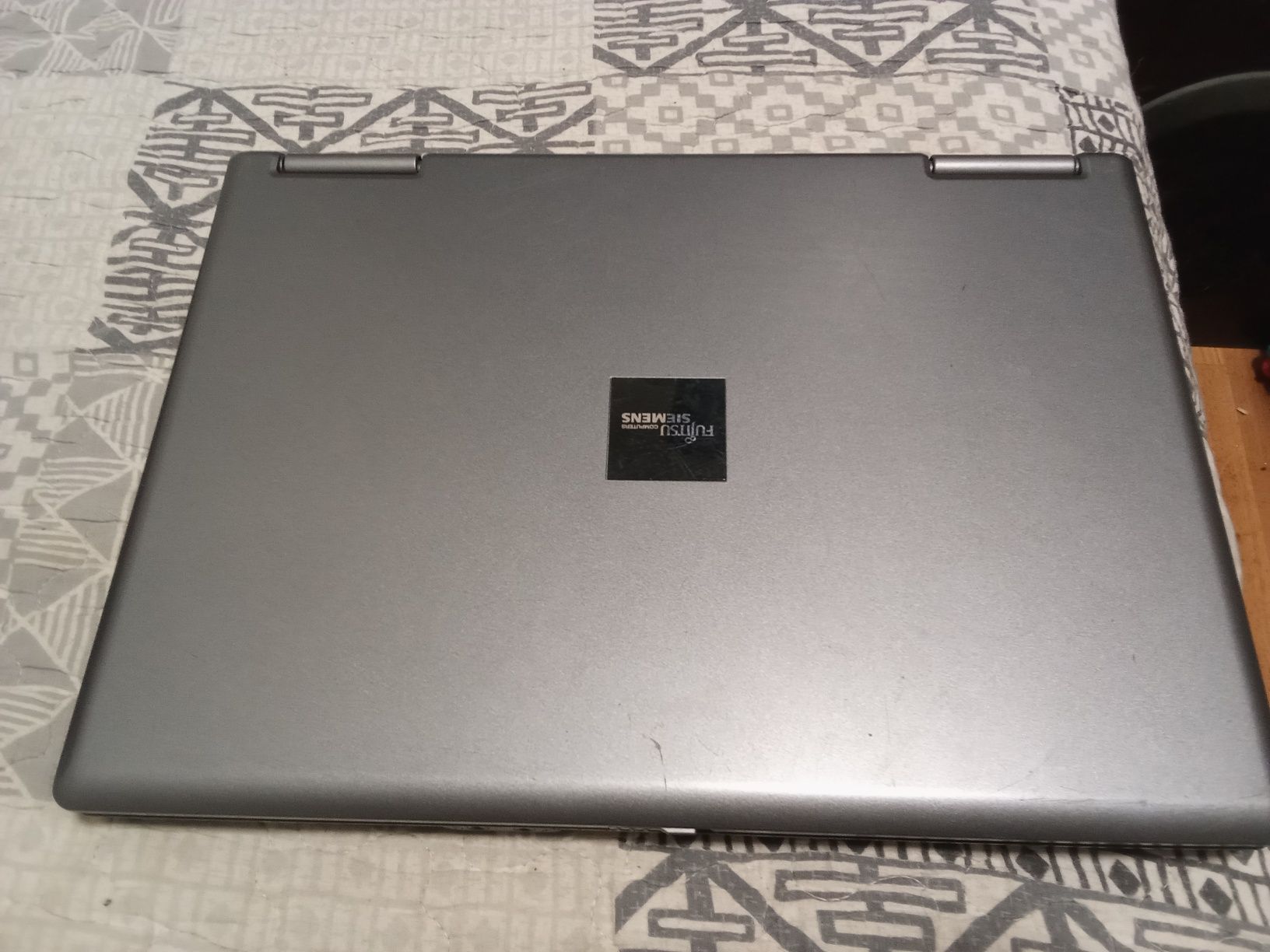 Laptop Fujitsu Siemens 15"