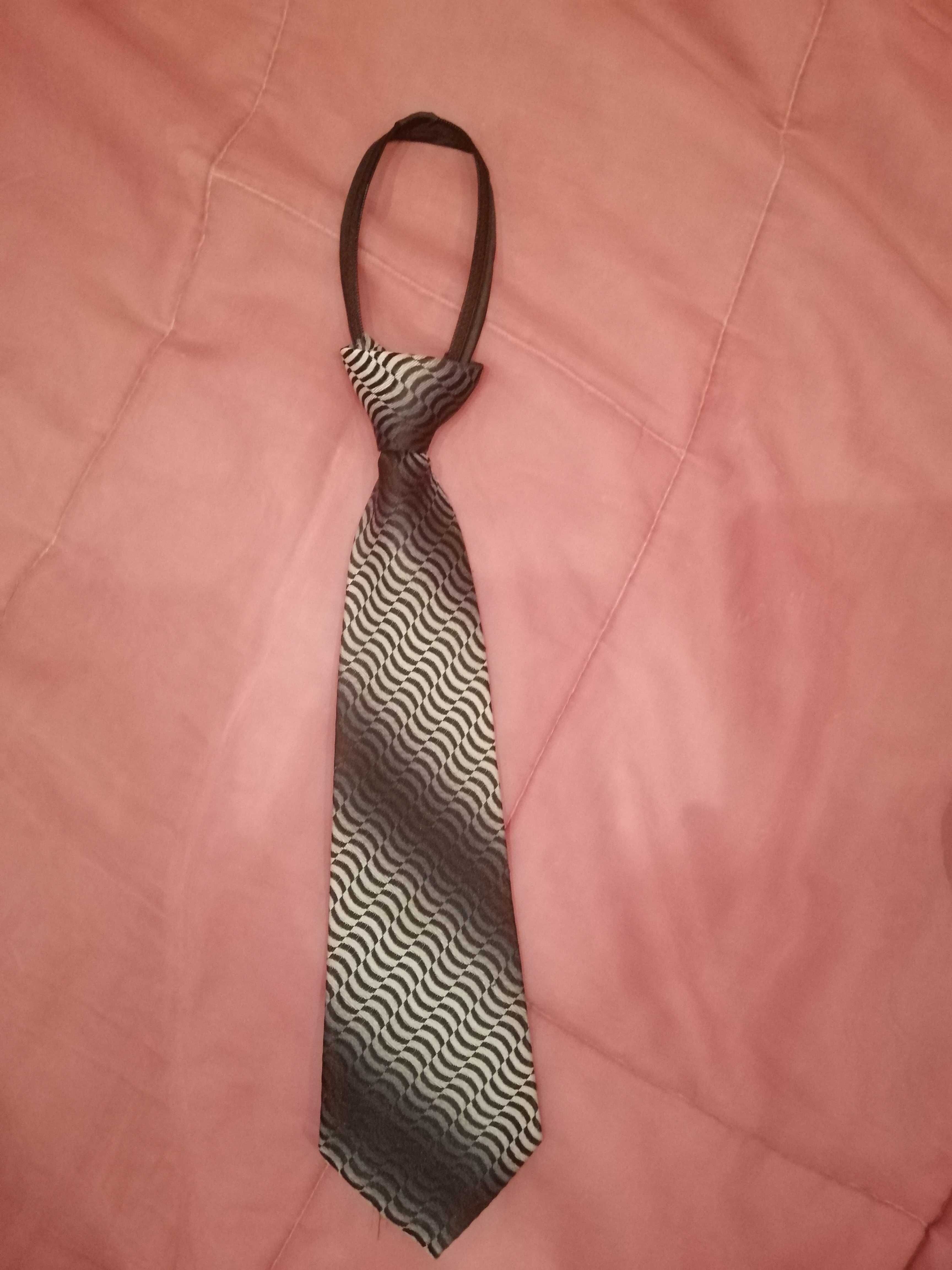 Продам детский галстук