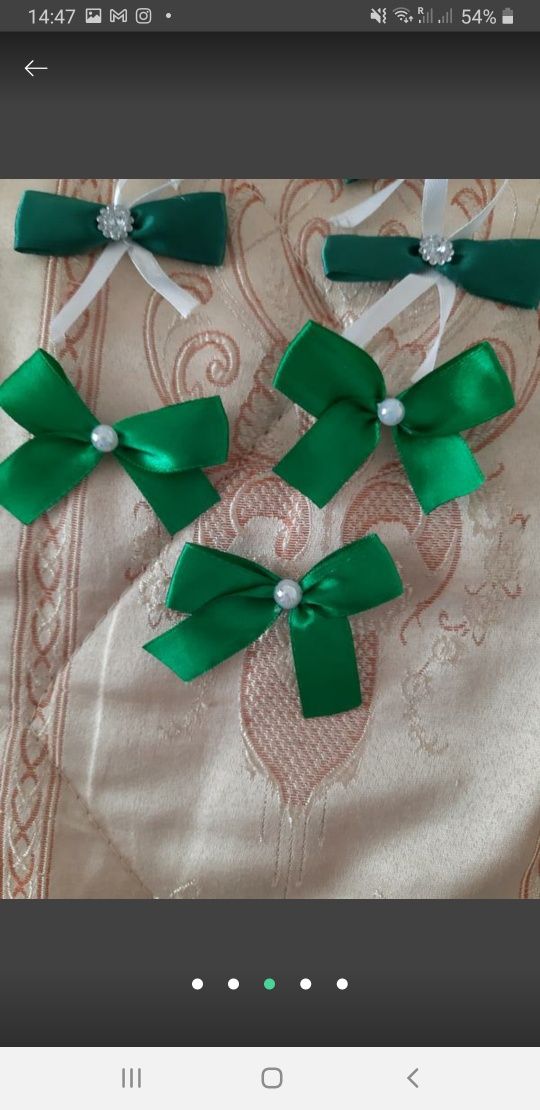 Бутоньєрки смарагдові(зелені)