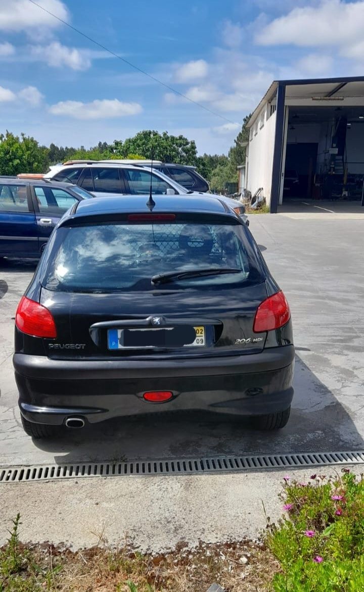 Vendo peugeot 206 hdi 2.0 90cv acidentado