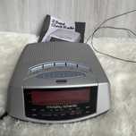 Radiobudzik Morphy Richards CR1906