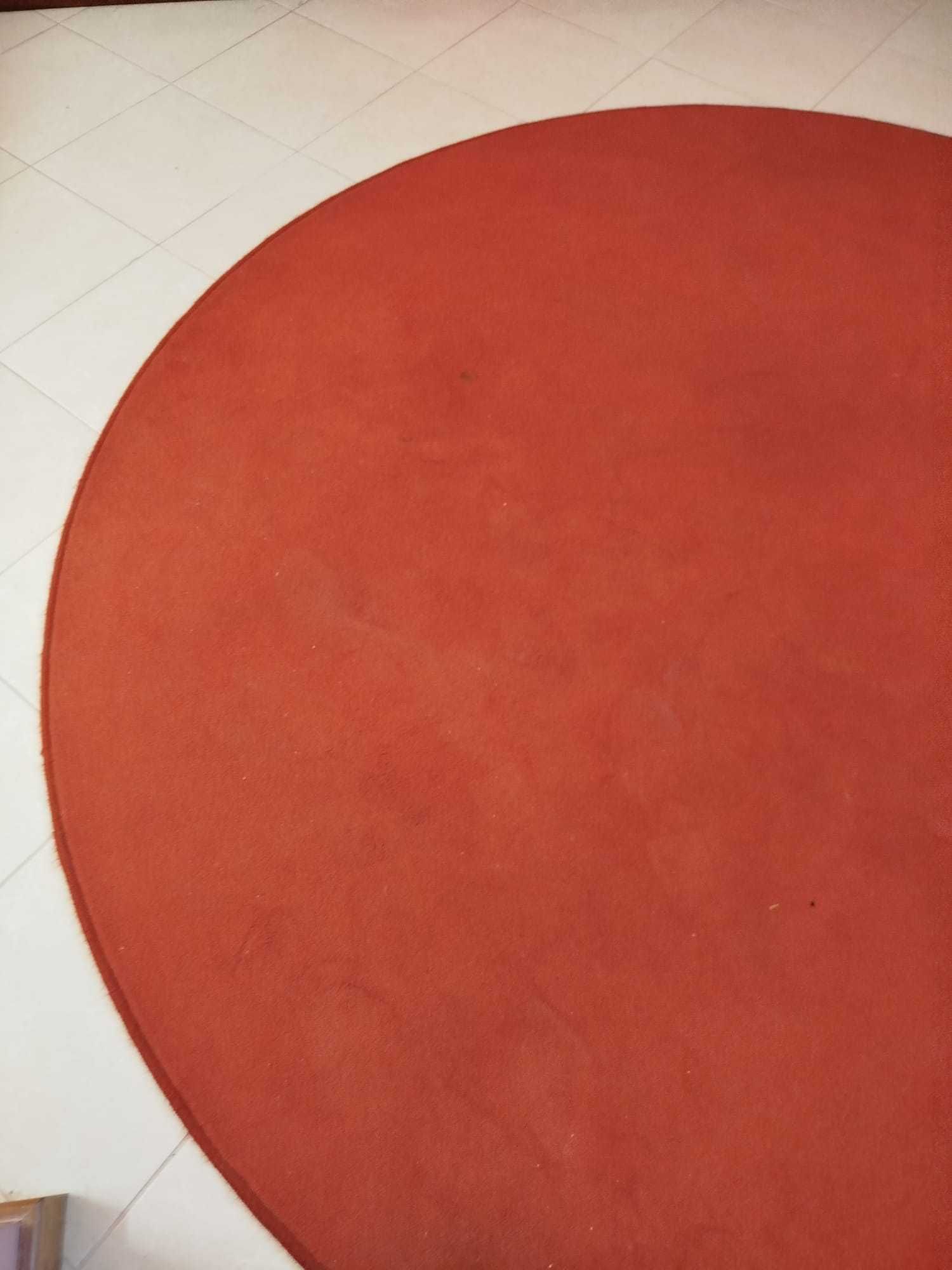 Tapete decorativo vermelho