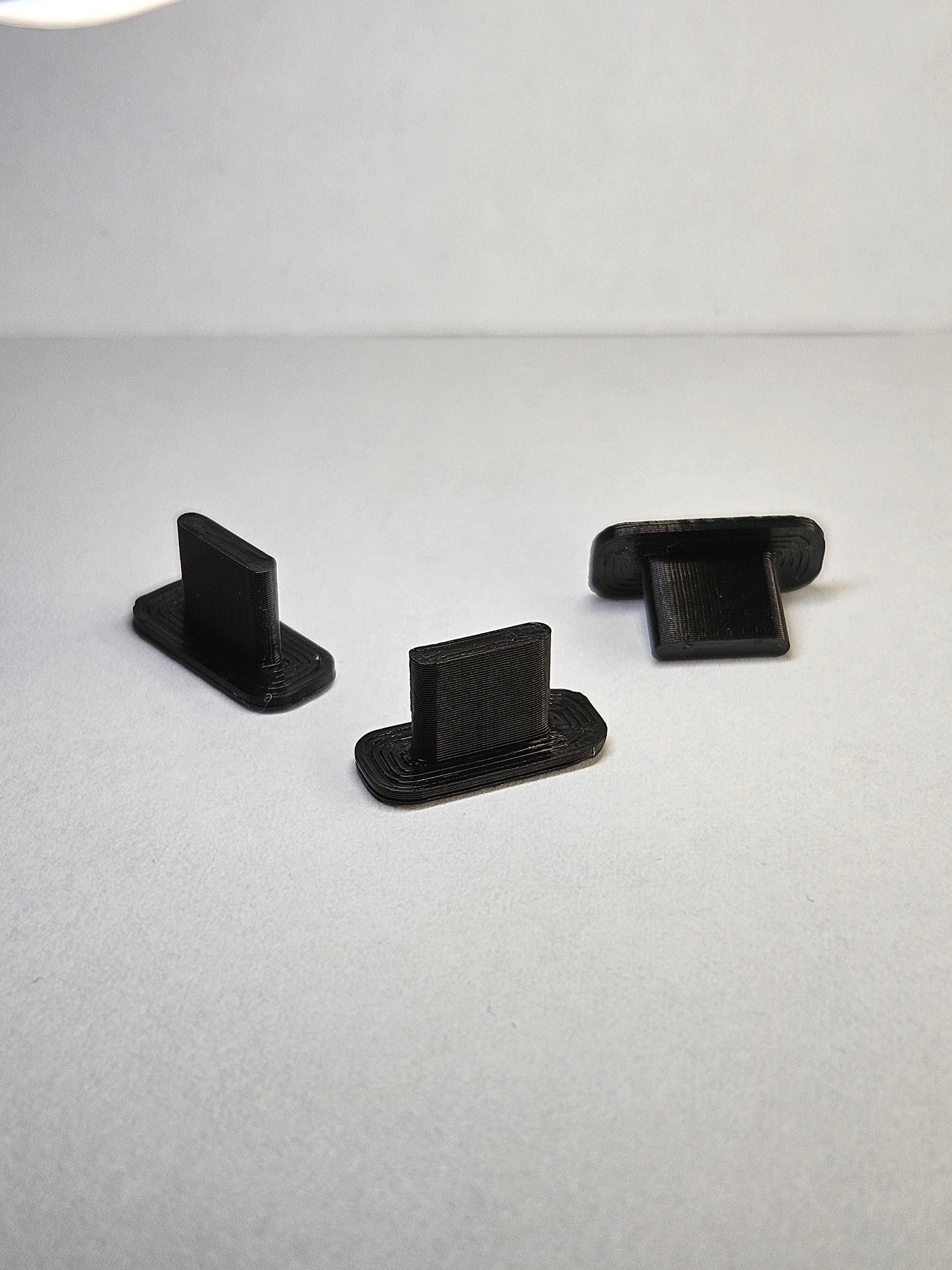 3x Zatyczka zaślepka Iphone Lightning przeciw kurzowi na port gniazdo