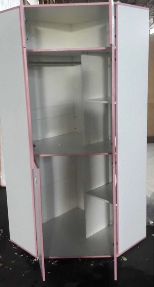 Продам шкаф шифонер