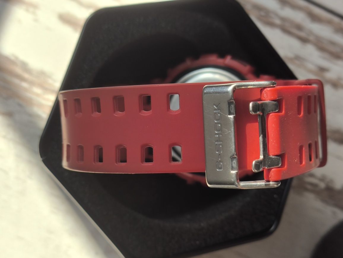 Casio G-shock GA-100B-4AER