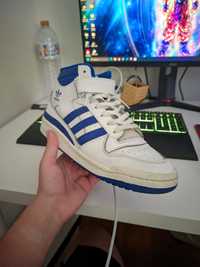 Adidas forum mid