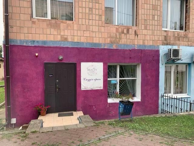 Комерційна нерухомість Локачі