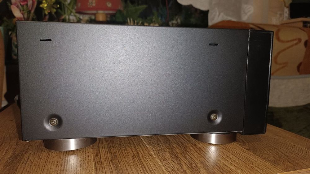 Amplituner Sony STR-D 611