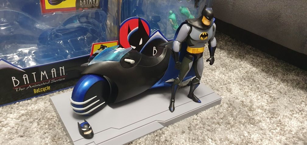 Batman the animated series batman i batcycle DC direct Mcfarlane toys