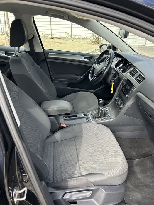 Vw Golf VII Variant 1.6 TDI BlueMotion 2013