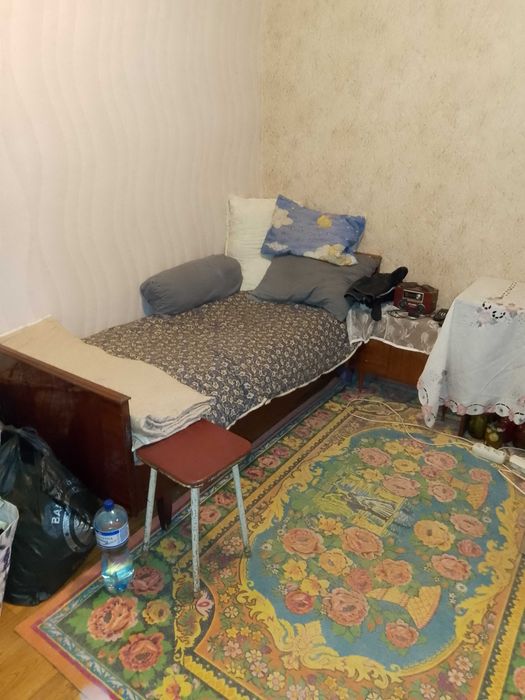 Сдам бесплатно комнату в доме в сельской местности женщине или девушке