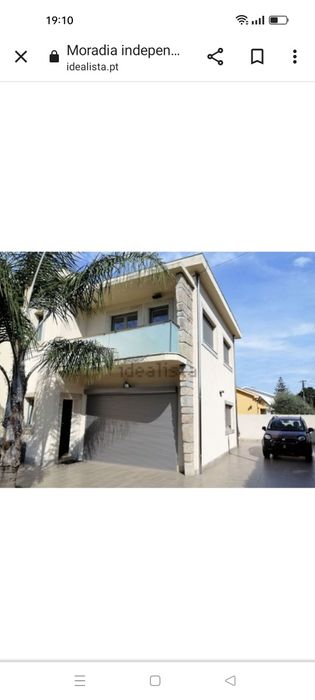 MORADIA UNIFAMILIAR V4 (Piscina, Terraço e Jardim)