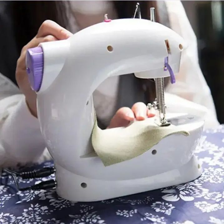 Портативна швейна машинка з адаптером, Mini Sewing Machine SM-201/ Мін