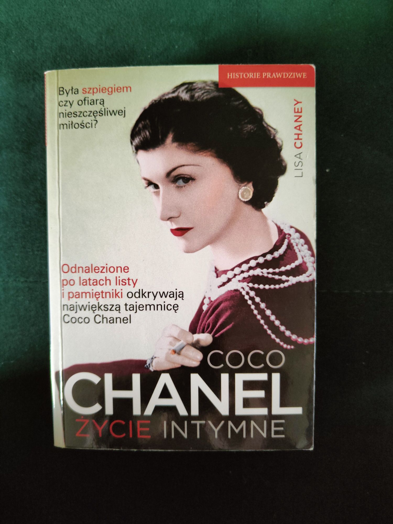 Coco Chanel życie intymne - Lisa Chaney