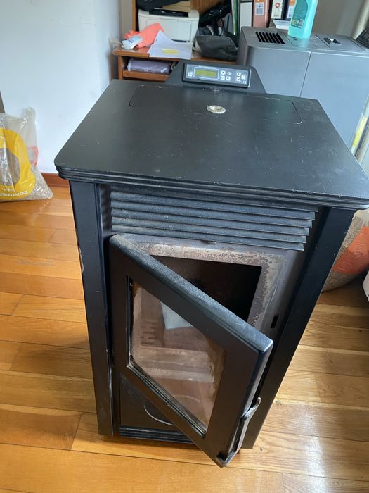 Salamandra a pellets