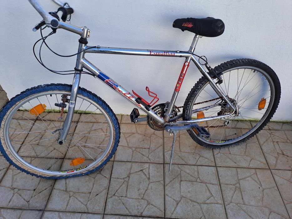 Bicicleta para restauro ou peças