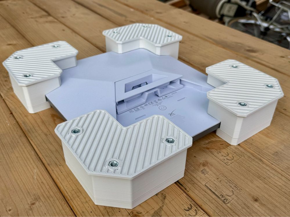 Starlink Mini - mocowanie, uchwyt na dach kampera, przyczepy kemping