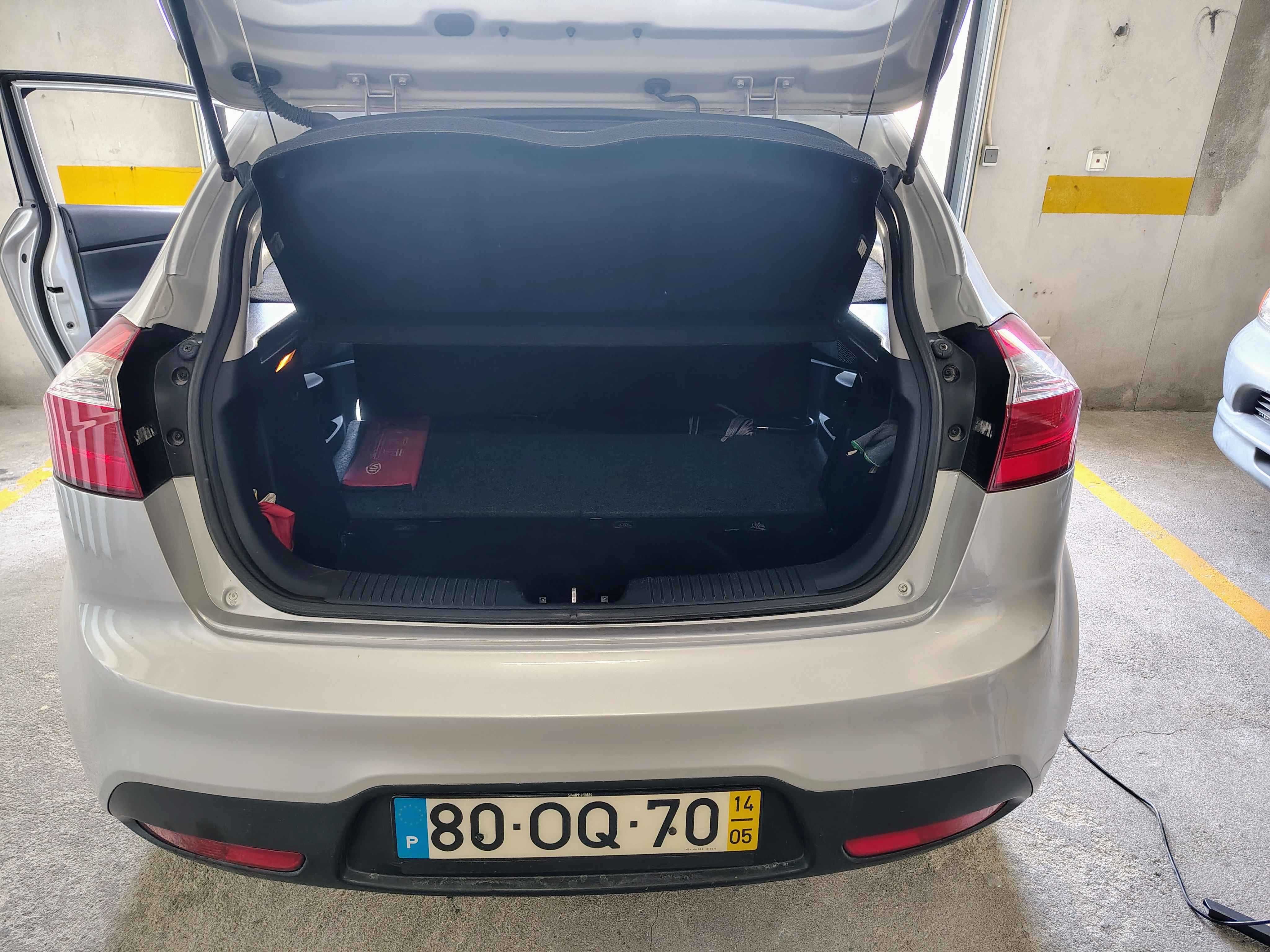 Kia Rio 1.1 CRDi EcoDynamics 2014 Van/Comercial
