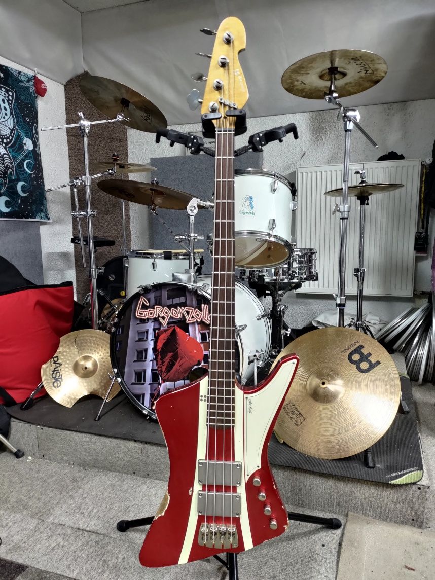 Gitara basowa Sandberg Forty Eight