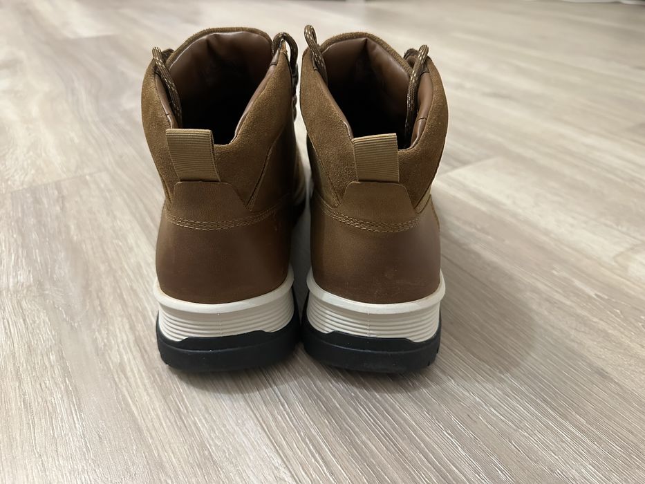Ботинки Clarks Topton Mid GTX