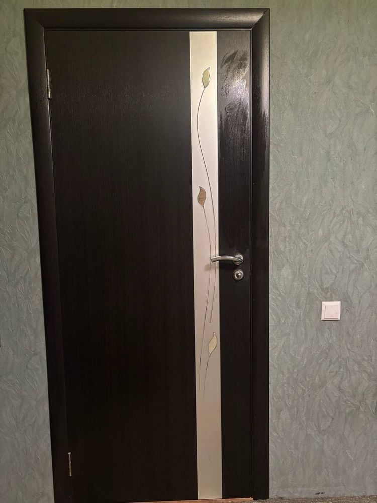 Продам дверь межкомнатную