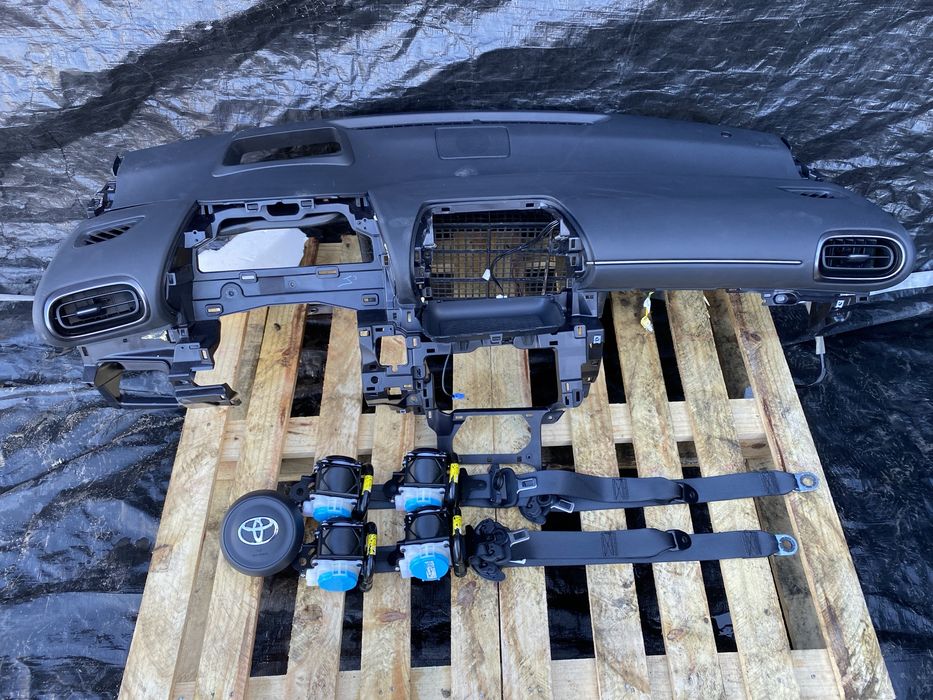 Poduszki kokpit Airbag Toyota Yaris Cross Head-Up