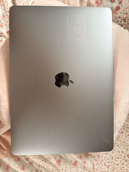 Продам MacBook Pro  (13-inch,2016,Two Thunderbolt 3 ports)