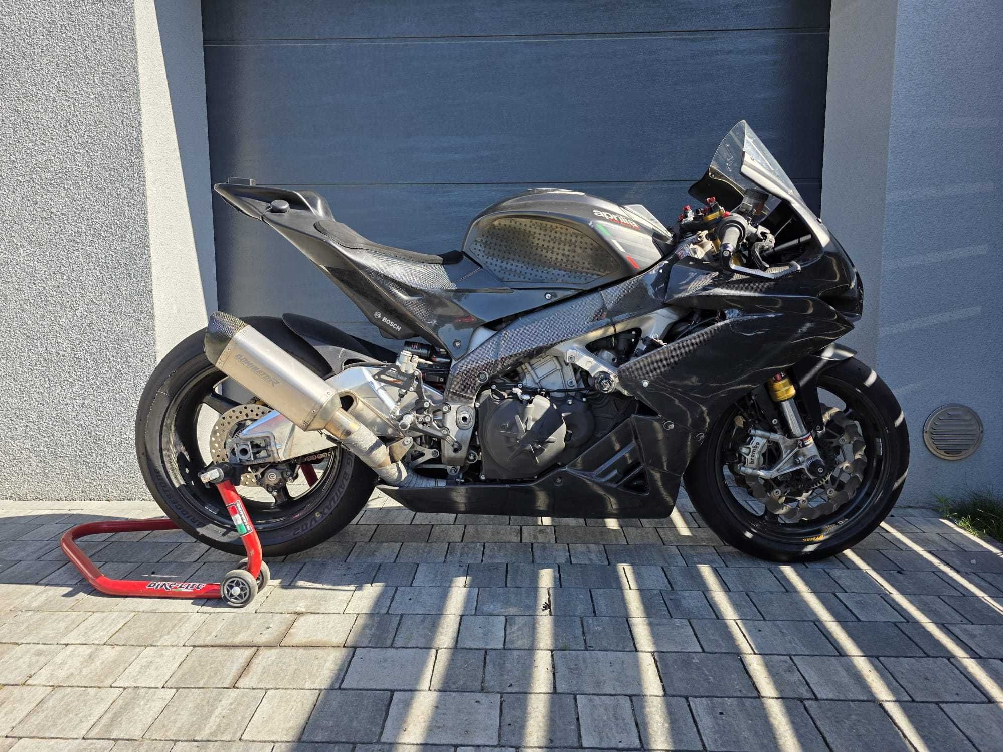 Aprilia RSV4 2017r tor torówka torowy