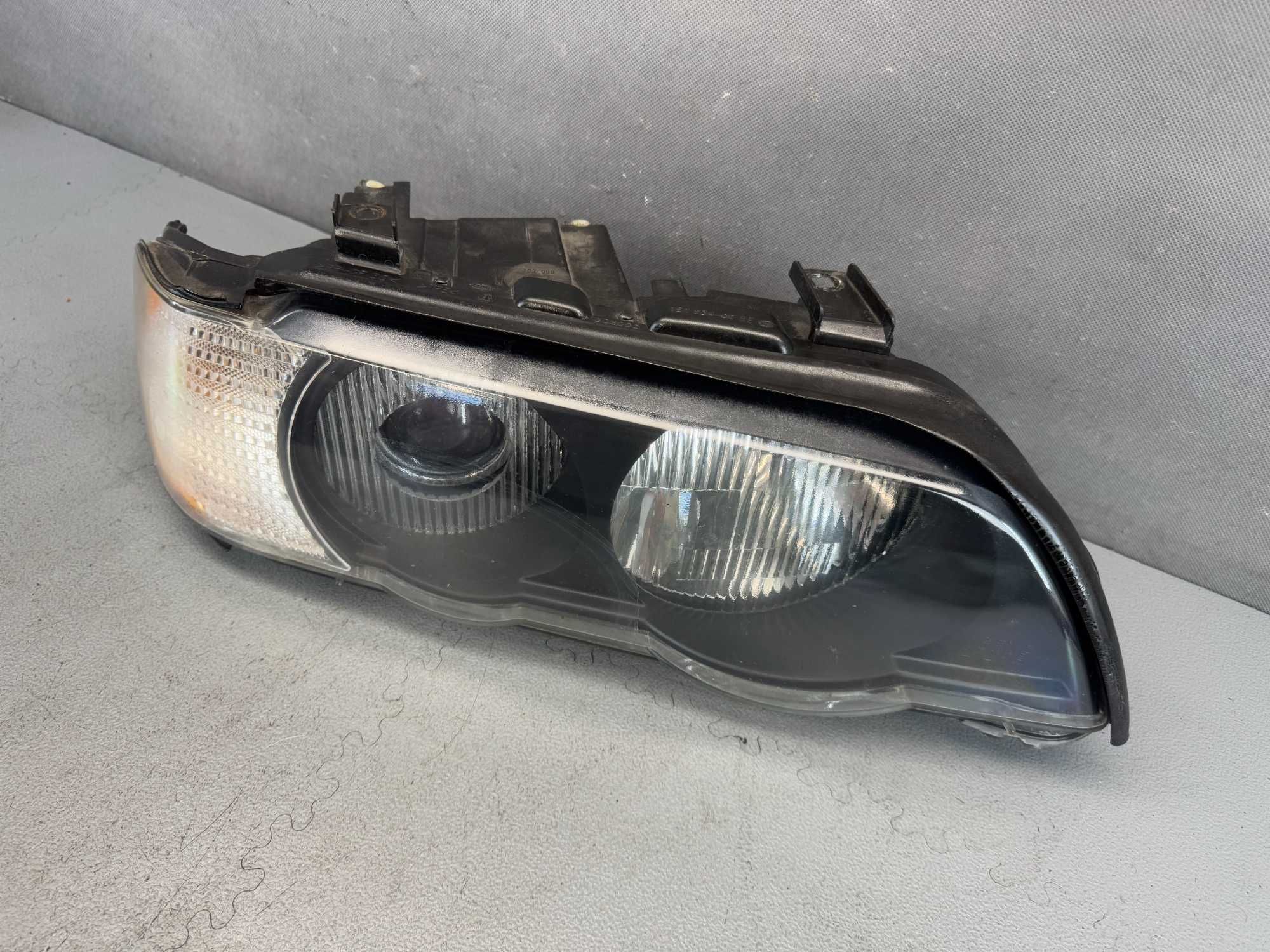 Bmw X5 E53 Lampa Przednia Prawa Xenon Hella Europa