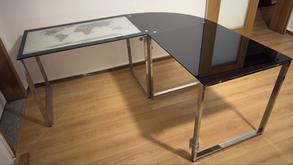 Secretária em vidro de canto