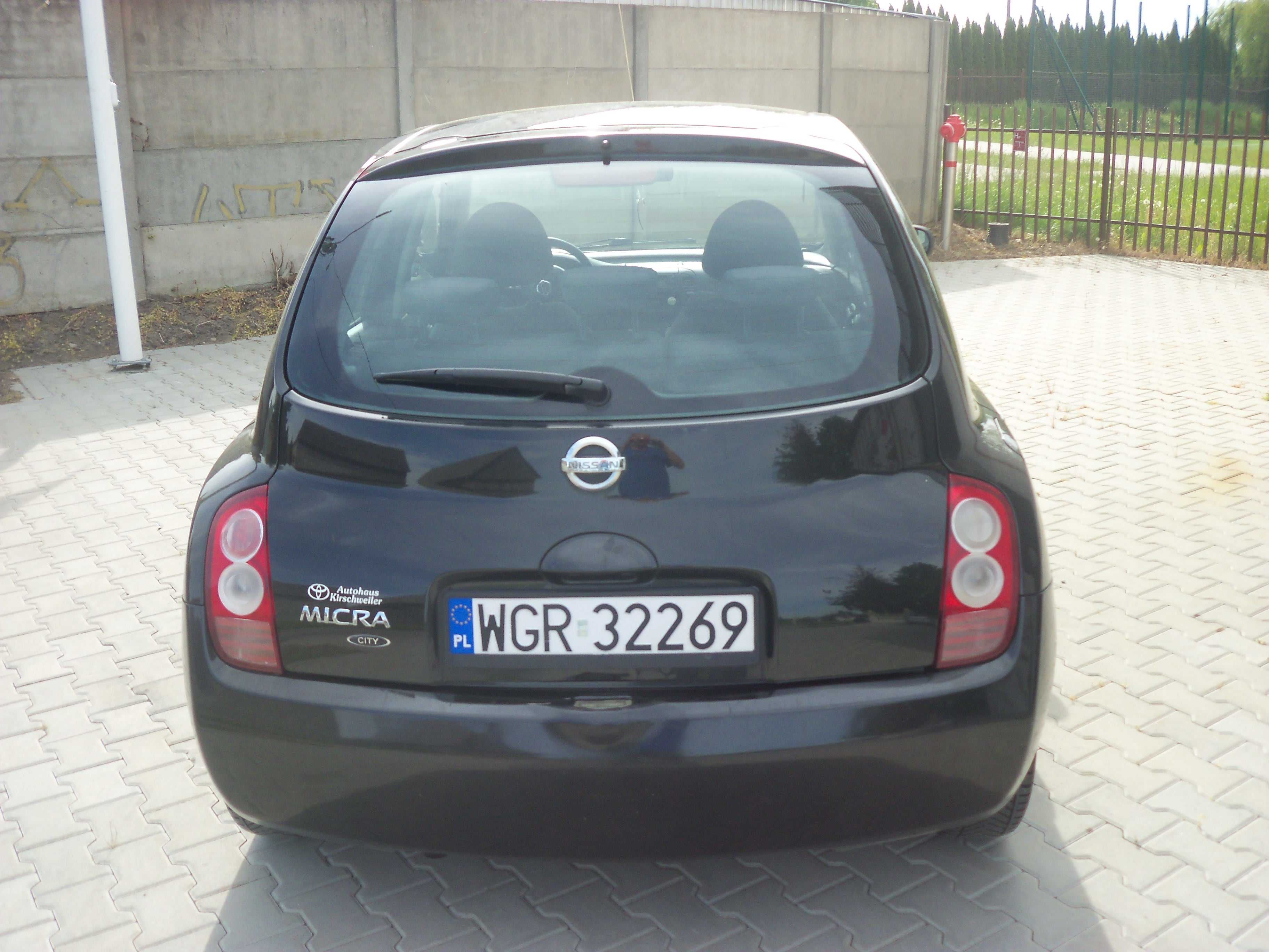 2005 Nissan micra
