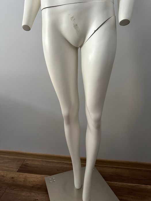 Manekin plus podstawa