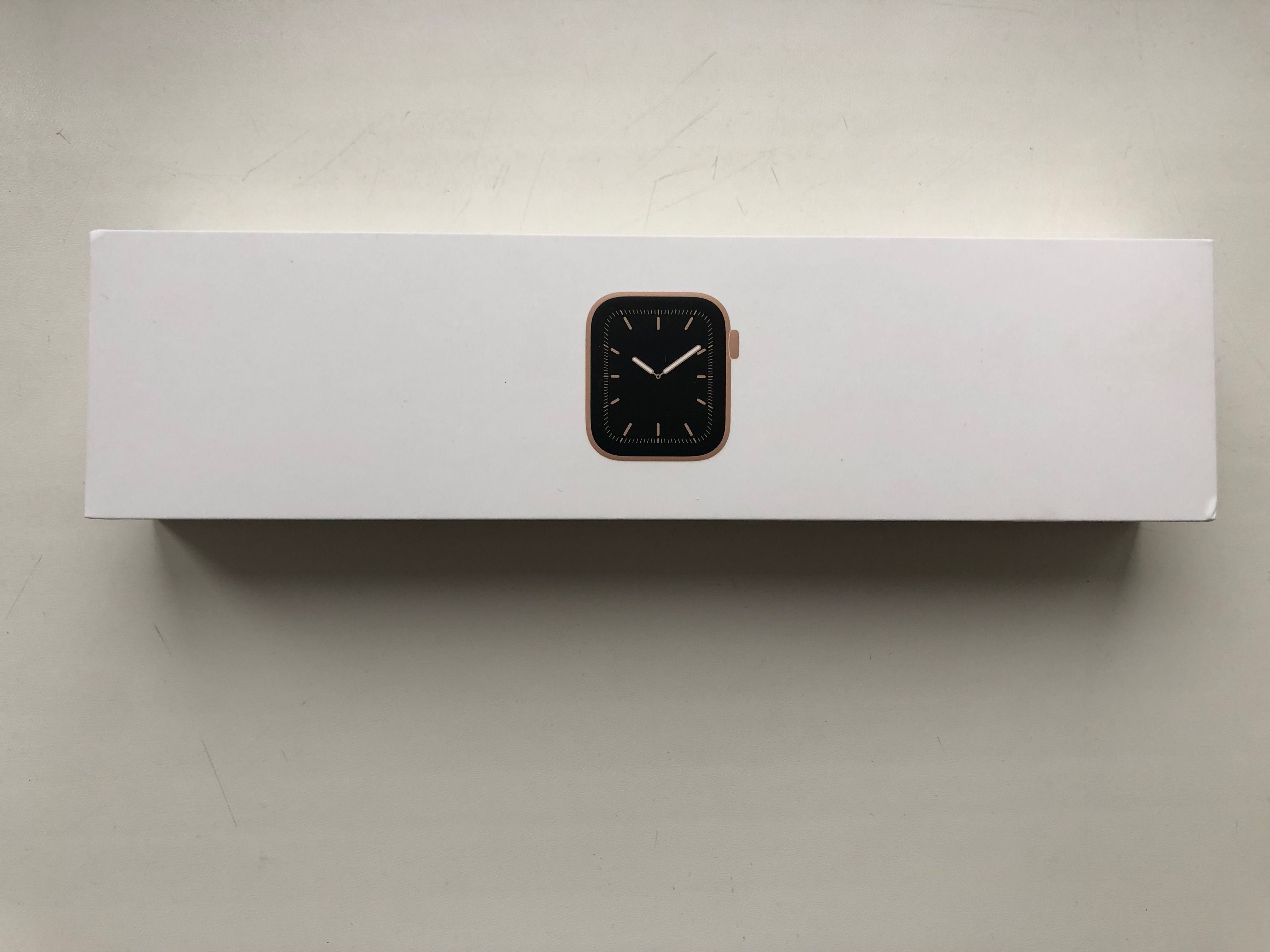 Коробка для Appel Watch Series 5