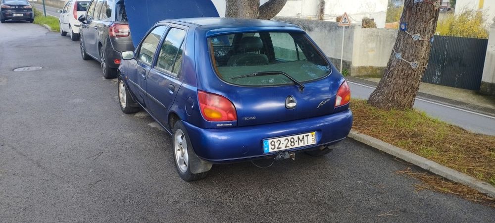 Vendo fiesta em ótimo condições