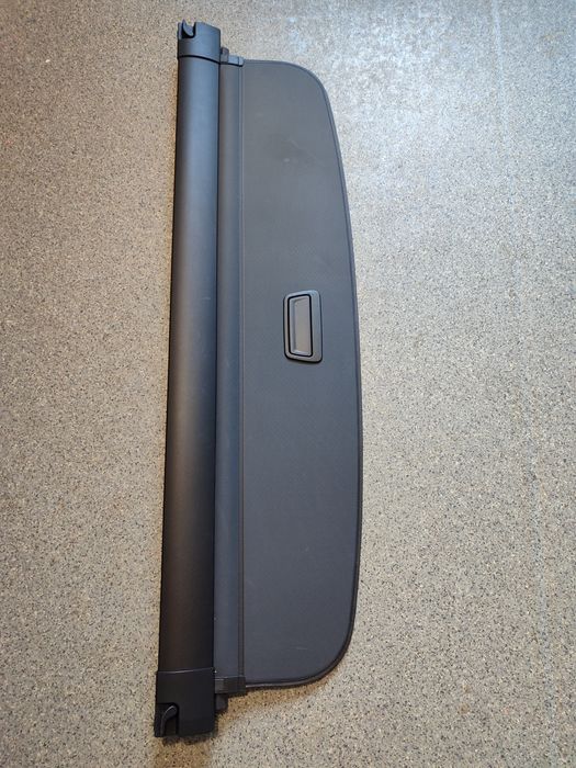 Шторка багажника Ауди Е Трон Audi E-Tron