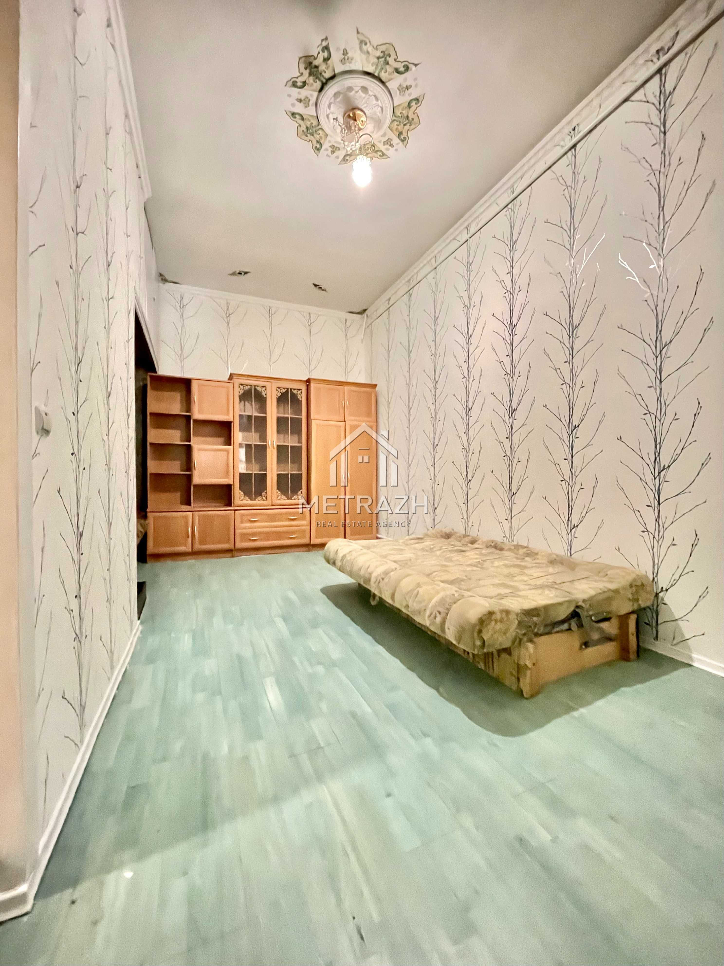 Продам 3 к. квартиру 84 м2 Центр Индивидуальное газовое отопление