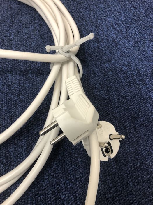 Wtyczka z kablem 3x1,5 , 3,5 mb długość kabla