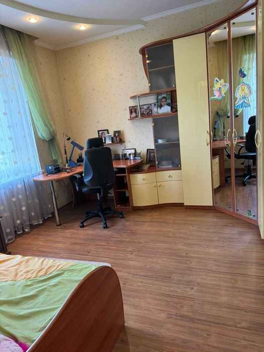 Продам 2х эт Дом на !0 ст Б. Фонтана ул Цветочная