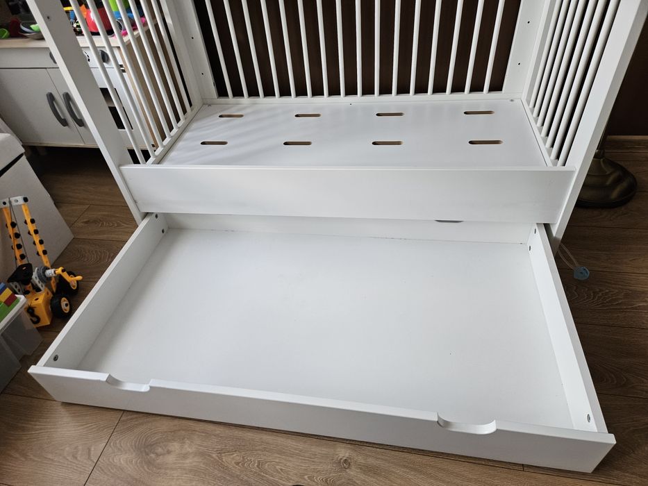 Łóżeczko dziecięce 120×60 Pinio basic + szuflada + materacyk