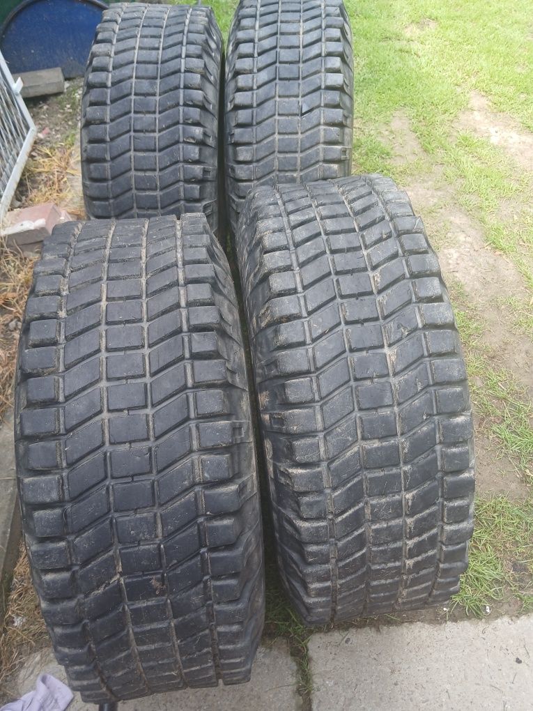 Opony Continental 240/70 R 15