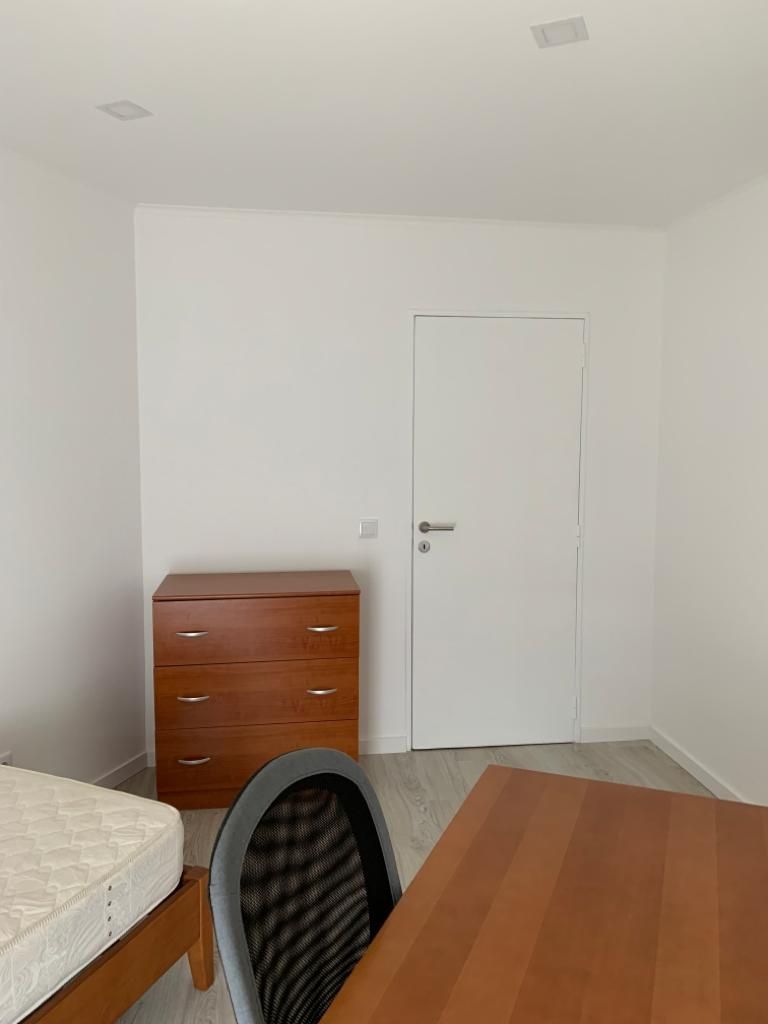 Quartos para arrendar Olivais (com recibo)