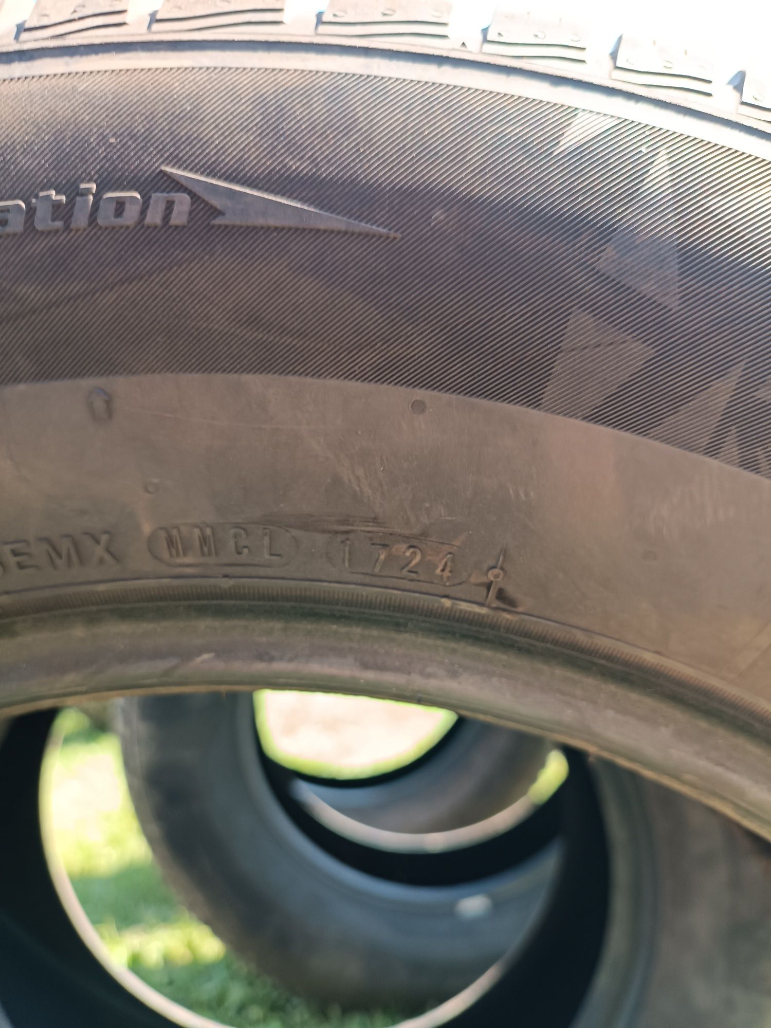 Шини Nexen R17 245/65 107H зима зимові майже нові 2024рік